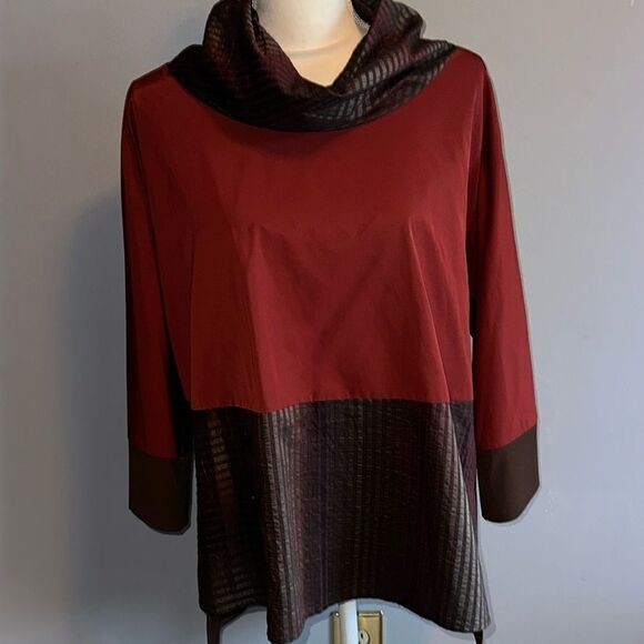 IC Collection Rust Crop Top W/ Stripe Contrast - Picture 7 of 11